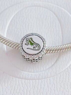 Pandora St Thomas Exclusive Bead Charm